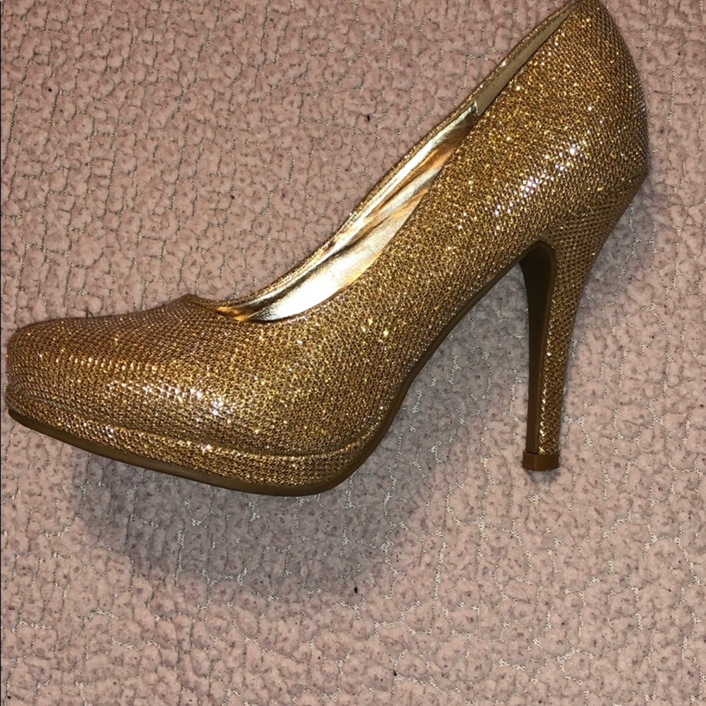 Champagne glitter heels